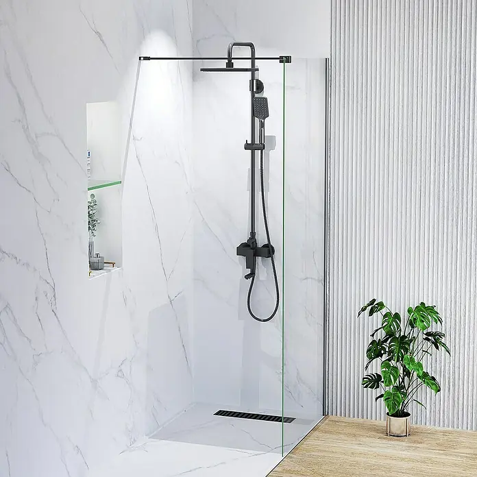 Artysan Mampara de ducha fija Horizon - An x Al: 70 x 195 cm, Negro - Elegante sistema de ducha con accesorios negros contra una elegante pared de mármol. La moderna cabina de ducha se integra perfectamente en el diseño minimalista.
