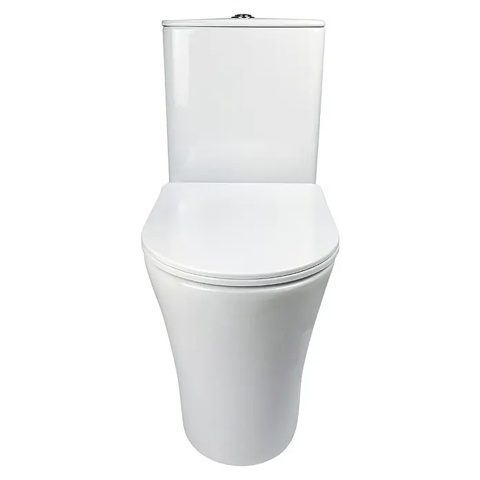 Artysan Pack de WC Inter 1 - Sin borde de descarga, Salida dual, Blanco - Primer plano de un inodoro blanco. El diseño elegante y moderno presenta una construcción de dos piezas con una base cerrada para facilitar la limpieza.