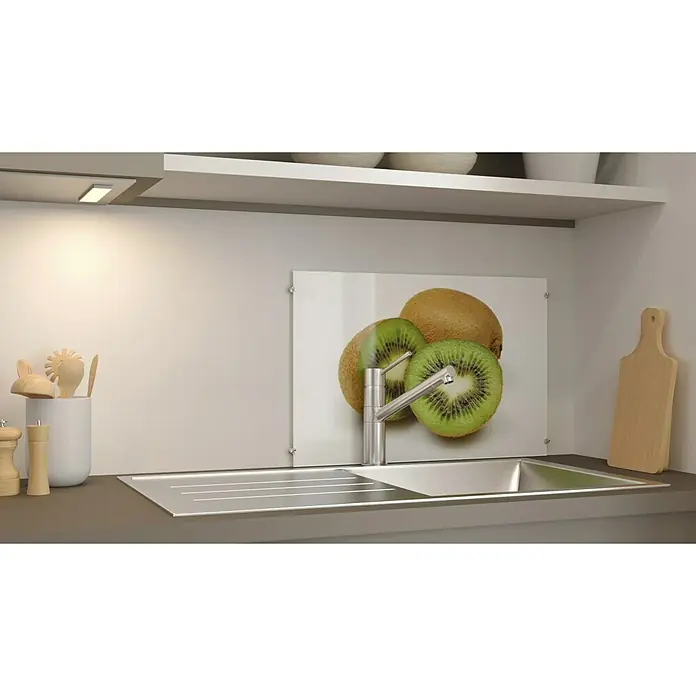 CUCINE Küchenrückwand - Chinese Gooseberry, 60 x 40 cm, Stärke: 6 mm, Einscheibensicherheitsglas (ESG) - Küchenspiegel mit einem Kiwi-Motiv über einer Spüle, die das Küchendekor mit einem frischen und modernen Touch bereichert.
