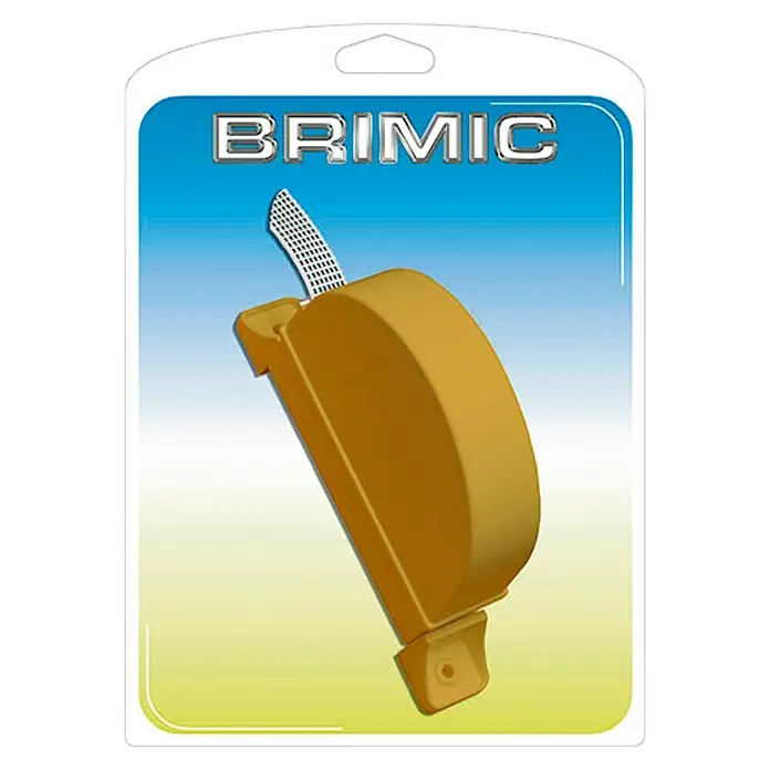 Micel Brimic Recogedor de cinta de persiana abatible 91755 - Anchura de la correa: 18 mm - Primer plano de un rodillo BRIMIC con carcasa amarilla y una lengüeta de tela de red, empaquetado en una bolsa de venta transparente.