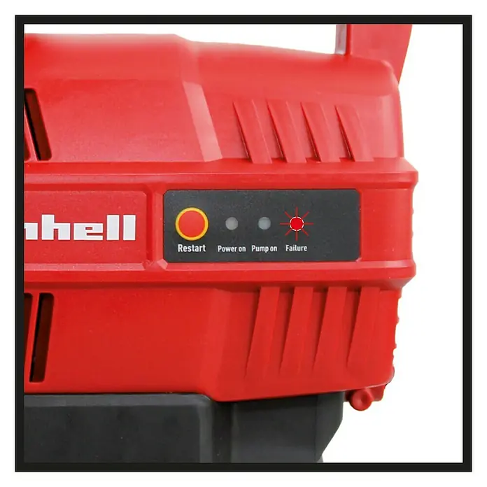 Einhell Hauswasserautomat GC-AW 6333 - 630 W, Max. Fördermenge: 3.300 l/h, Max. Druck: 3,6 bar - Nahaufnahme einer roten Einhell-Pumpe, die die Tasten "Neustart", "Strom an", "Pumpe an" und "Fehler" anzeigt.
