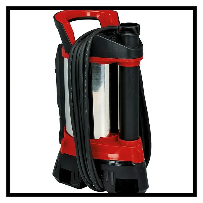 Einhell Schmutzwasserpumpe GE - DP 7935 N-A ECO - 790 kW, Max. Fördermenge: 19.000 l/h, Eintauchtiefe: 7 m - Abgebildet ist eine rote und silberne Tauchpumpe mit schwarzem Kabel.