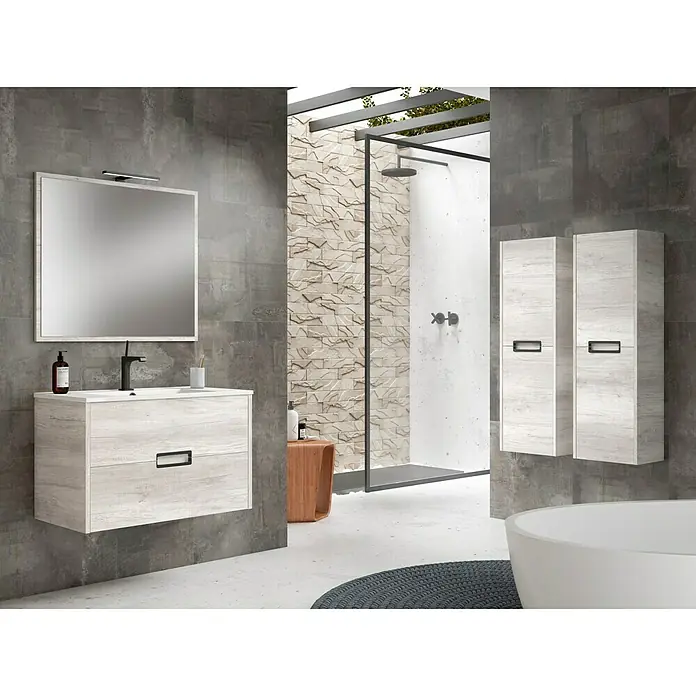 Mueble bajo de lavabo Montana - 45 x 80 x 50 cm, Blanco polar/Cromo - Interior elegante de baño con un tocador con cajón, un espejo y dos armarios colgantes en diseño de madera clara.