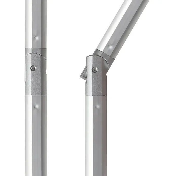 Doppler Expert Marktschirm rund Auto Tilt - Natur, Durchmesser Bespannung: 320 cm - Detailansicht einer silbernen Sonnenschirmstange mit Verbindungsstück, das Flexibilität und Haltbarkeit bietet.