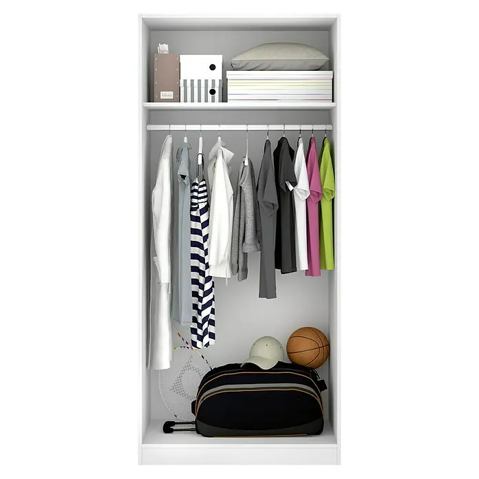 Dekit Armario para ropa Essen - L x An x Al: 52 x 81 x 184 cm, Blanco - Un armario blanco lleno de ropa y accesorios, incluyendo una bolsa de deportes y una pelota de baloncesto.