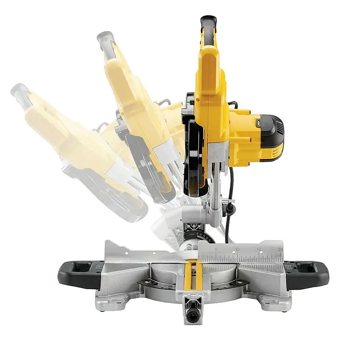 DeWalt Sierra ingletadora telescópica DWS774 - 1.400 W, 4.500 r.p.m., Diámetro hoja de sierra: 216 mm - Imagen de una sierra ingletadora amarilla y negra montada sobre una base plateada.