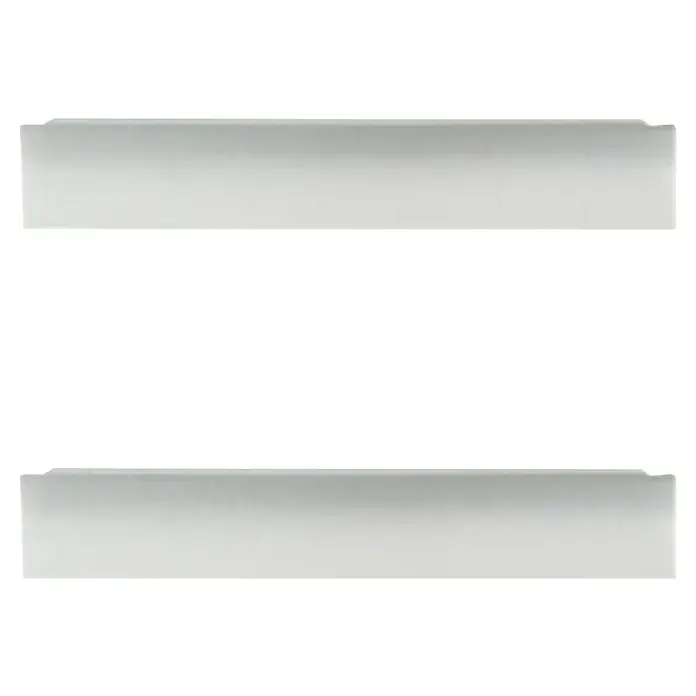 Rei Tirador para muebles 2279 - Distancia entre orificios: 32 mm, Plateado, 2 ud. - La imagen muestra un producto rectangular y blanco, posiblemente una cubierta o panel, sobre un fondo negro. Diseño elegante para aplicaciones modernas.