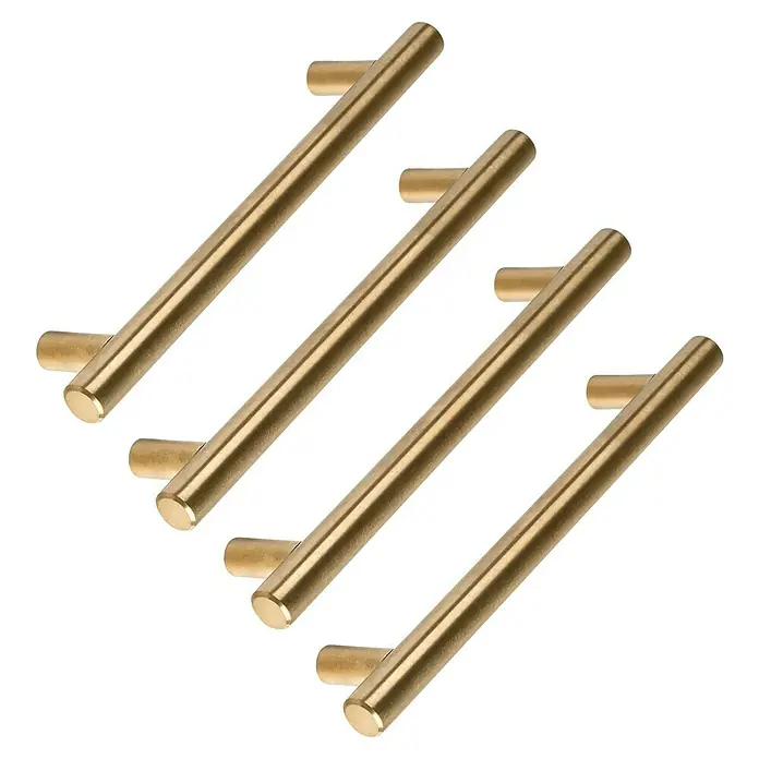 Rei Tirador para muebles - Distancia entre orificios: 128 mm, Latón, Brillante, 4 ud. - La imagen muestra cuatro tiradores dorados metálicos dispuestos en diagonal sobre un fondo negro contrastante.