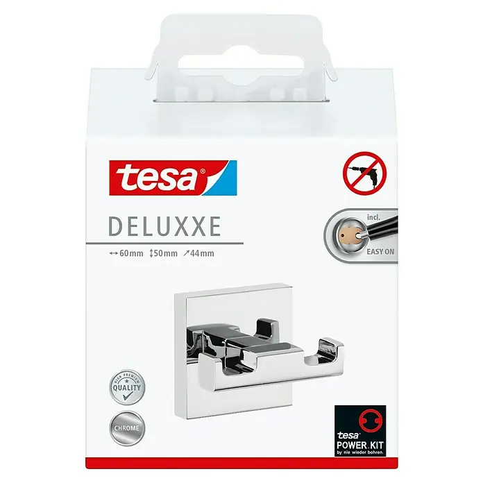 Tesa Deluxxe Handtuchhaken - 2-armig, Chrom, Glänzend - Bild einer Tesa Deluxxxe Chrom Doppel-Haken Verpackung. Der Haken ist einfach zu montieren und ohne Bohren an der Wand anzubringen.