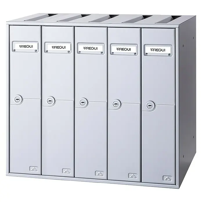 Arregui Libro Buzón de pared V115 - L x An x Al: 43,5 x 30 x 40 cm, Plata, Acero - Buzón Arregui gris con cinco compartimentos y puertas con cerradura. Apto para uso interior y exterior.