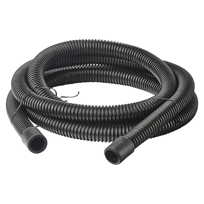 Heissner Druckfilter-Set - 25 W, Fördermenge pro Std.: 1.500 l - Schwarzer, gewellter Schlauch mit Endstücken, zusammengerollt.