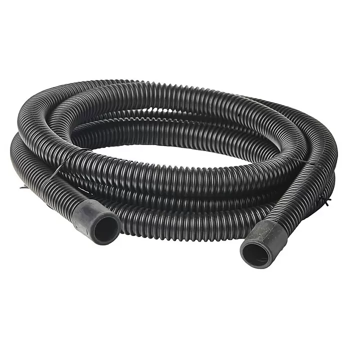 Heissner Druckfilter-Set - 25 W, Fördermenge pro Std.: 1.500 l - Schwarzer flexibler Wellschlauch, aufgerollt, mit Endstücken.