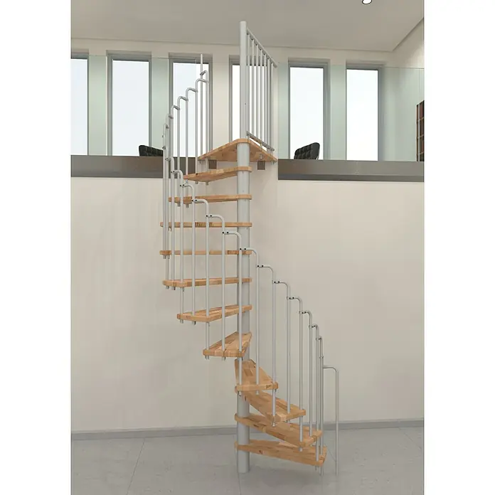 Minka Spindeltreppe Paris - Durchmesser: 140 cm, Weiß, Farbe Stufen: Buche Natur, Geschosshöhe: 282 cm - Eine elegante Wendeltreppe mit Holzstufen und einem hellen Metallgeländer fügt sich nahtlos in das moderne Interieur ein.