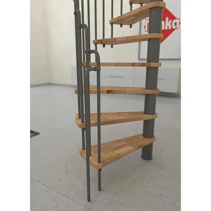 Minka Spindeltreppe Paris - Durchmesser: 140 cm, Grau, Farbe Stufen: Buche Natur, Geschosshöhe: 282 cm - Detailaufnahme einer Wendeltreppe mit Holzstufen und grauem Metallgeländer. Stilvolles Design für moderne Innenräume.
