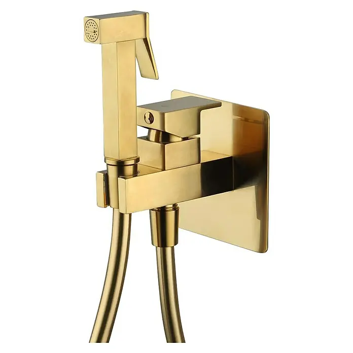 IO Orion Ducha higiénica inodoro - Oro - Rociador de bidé dorado con soporte de pared y manguera para una fácil instalación y un diseño elegante del baño.