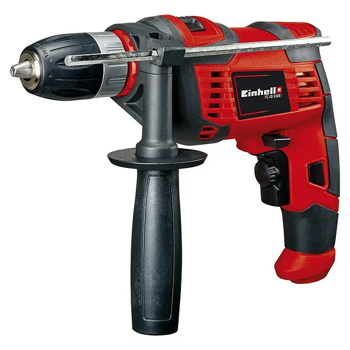Einhell Schlagbohrmaschine TC-ID 550 E - 550 W, Schnellspannbohrfutter - Eine rote und schwarze Einhell Schlagbohrmaschine TC-ID 550E mit Tiefenanschlag und Zusatzhandgriff.
