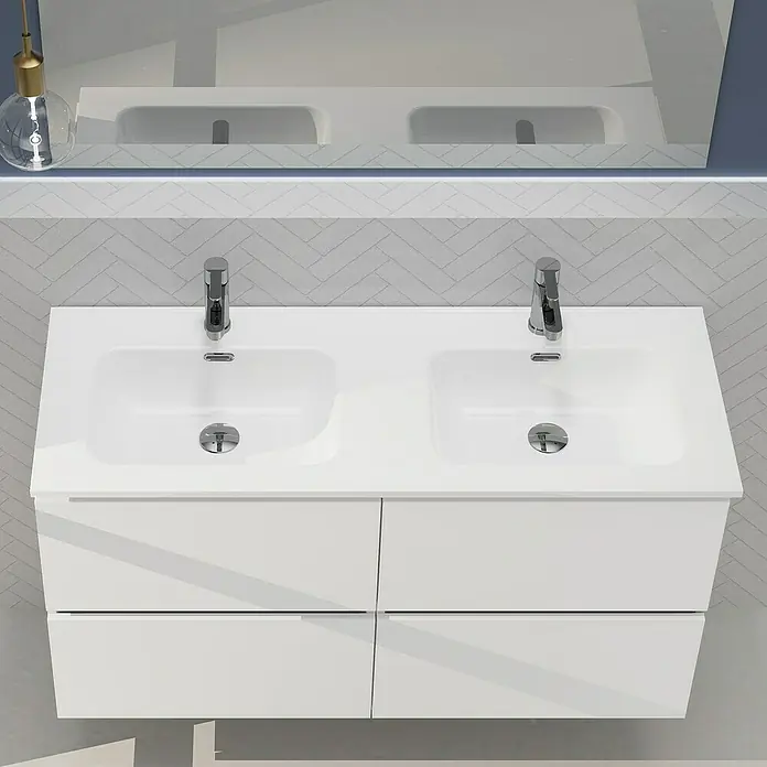 Artysan Conjunto de mueble de baño Harmony - Ancho: 120 cm, Blanco, 3 pzs. - Un tocador doble blanco moderno con un armario y dos grifos frente a una pared con un sutil estampado, ideal para baños elegantes.