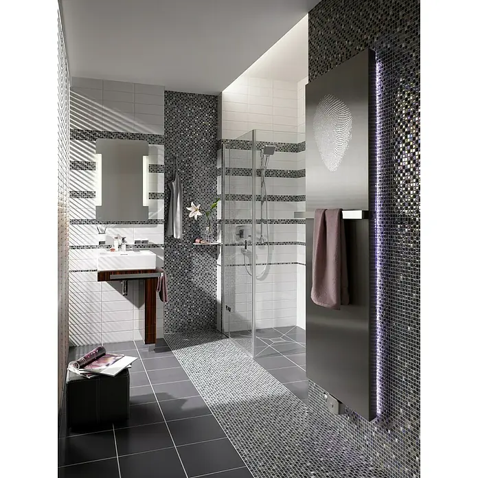 Mosaikfliese Crystal Mix XCM M840 - 30,5 x 32,2 cm, Grau, Glänzend - Modernes Badezimmerdesign mit Mosaikfliesen, Dusche und Handtuchwärmer. Elegante Badgestaltung für ein stilvolles Ambiente.