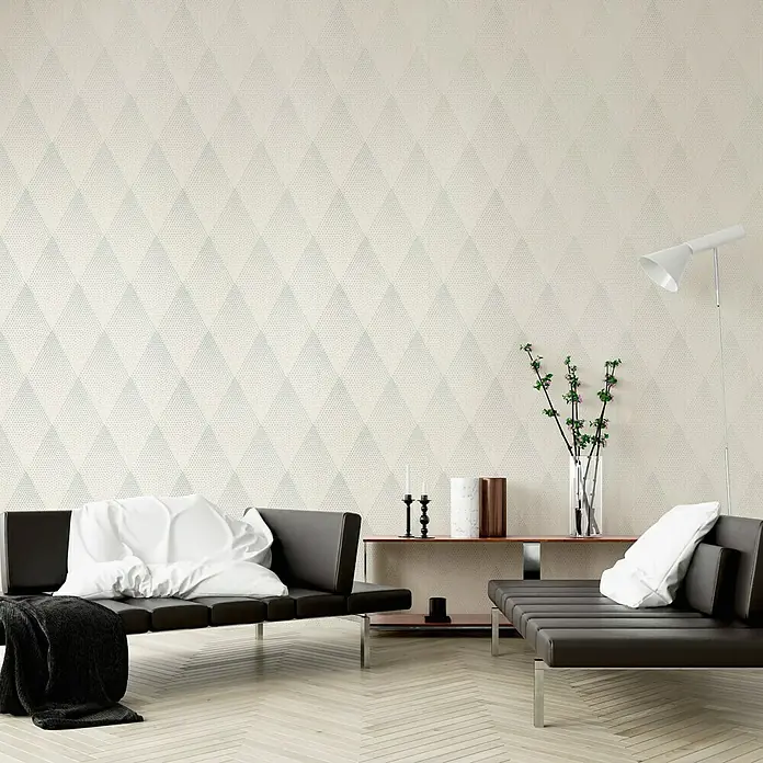 A.S. Création New Walls Vliestapete Rhombus - Weiß, Grafisch, 10,05 x 0,53 m - Elegante Wohnraumgestaltung mit modernem Sofa und dekorativer Wandgestaltung.