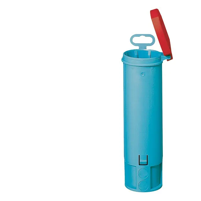 Blome Bodenhülsen-Set für Wäschespinnen - Höhe: 24 mm, Geeignet für: Standrohre mit Ø 40/50/55 mm - Eine hellblaue Ballröhre mit offenem roten Deckel, die zum Aufbewahren und Transportieren von Tennisbällen dient.
