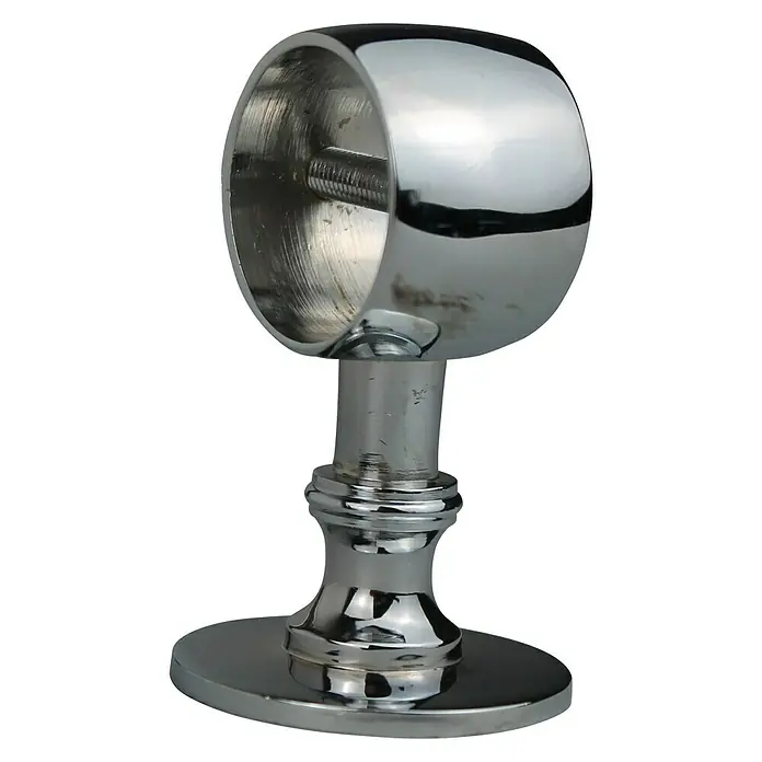Conacord Wandhalter - Für Seildurchmesser: 30 mm, Messing, Verchromt - Nahaufnahme einer glänzenden, verchromten Gardinenstangenhalterung, die ein elegantes und modernes Design aufweist.