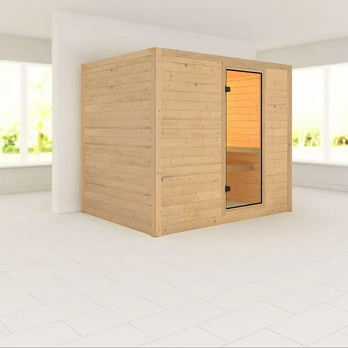Karibu Massivholzsauna Sonara - Mit 9 kW Bio-Ofen mit externer Steuerung, Ohne Dachkranz, L x B x H: 231 x 196 x 192 cm - Innenaufnahme einer Holzsauna mit Glastür in einem Raum mit weißen Fliesen, die Entspannung und Wohlbefinden verspricht.