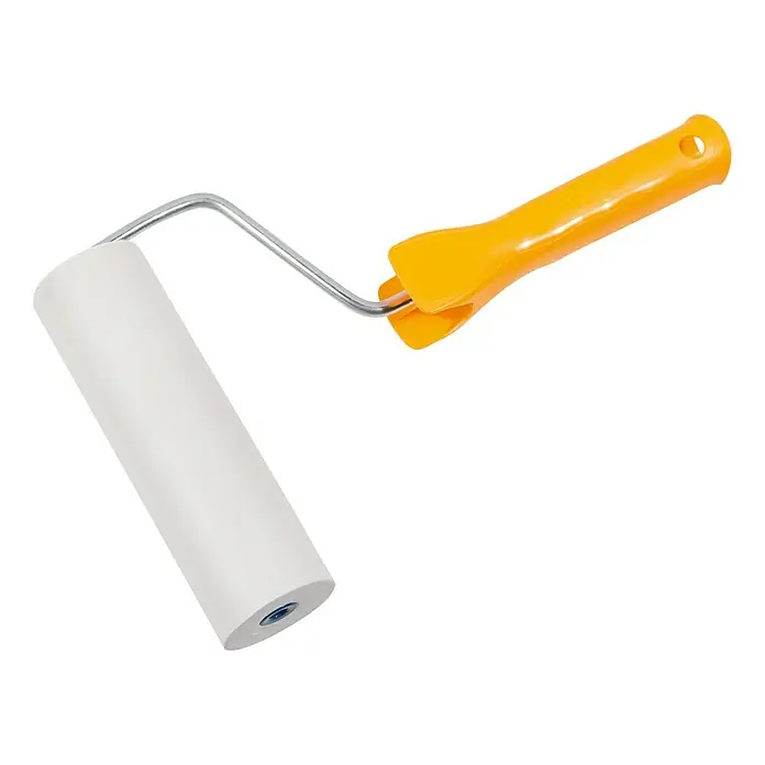 swingcolor Tapeten-Andrückroller - Breite: 15 cm - Ein Farroller mit gelbem Griff und einer weißen Rolle, ideal für Malerarbeiten und Renovierungen im Innenbereich.