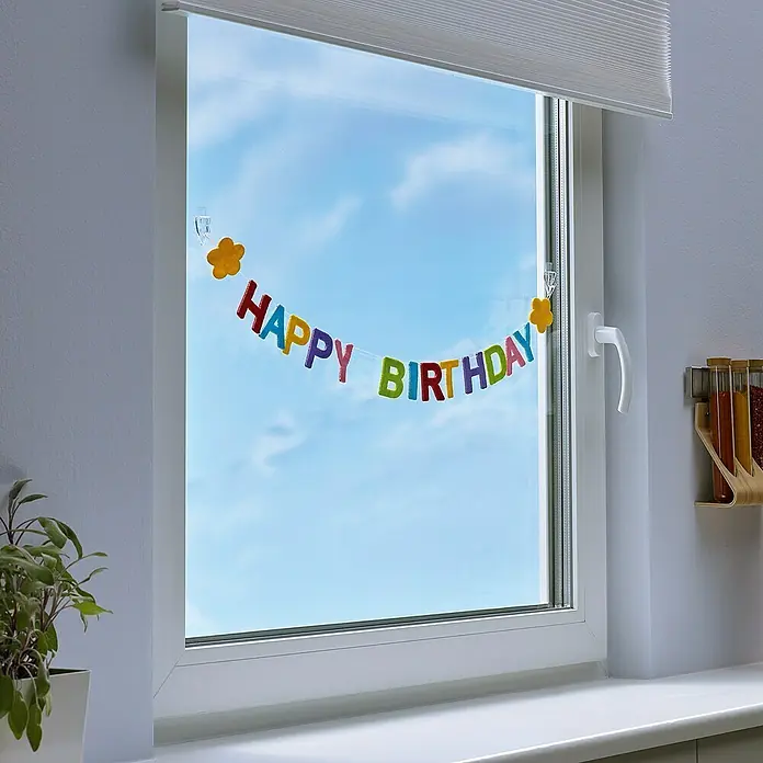 Tesa Klebehaken - Geeignet für: Glas, Belastbarkeit: 0,2 kg, 5 Stk., Transparent - Dekorative Fensterdekoration mit bunten "Happy Birthday"-Buchstaben, ideal für Geburtstagsfeiern und festliche Anlässe.