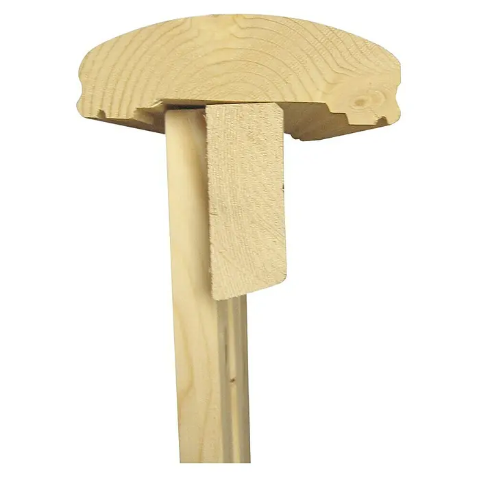 Querriegel - Fichte/Tanne, 1.480 x 70 x 28 mm, 2 Stk. - Nahaufnahme einer hölzernen Wandverkleidung, die die natürliche Maserung und Konstruktion des Produkts hervorhebt.