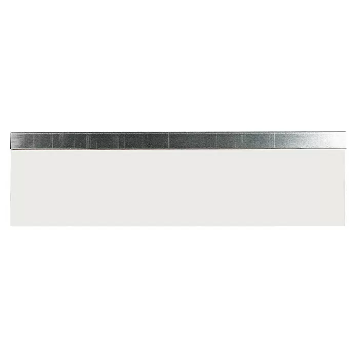 Wippro Bodentreppen-Oberdeckel ADH Eurostep - Isoliert, Automatisch nach hinten öffnend, Passend für: Wippro Bodentreppe Eurostep 140 × 70 cm - Weißer Blanko-Notizblock mit silbernem Metallstreifen am oberen Rand.