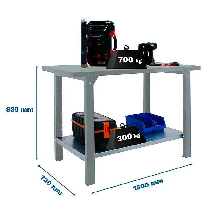 Simonrack Simonwork Werkbank BT6L PRO METAL 1500 - L x B: 73 x 150 cm, Arbeitshöhe: 83 cm, Belastbarkeit: 1.000 kg, Grau - Werkbank mit Werkzeug und Gewichtsangaben. Die Werkbank ist grau und hat zwei Ablageflächen mit den Maßen 830 x 730 x 1500 mm.