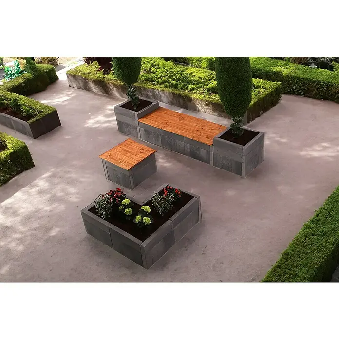 EHL Creaform Verblendstein - 30,1 x 60,3 x 6,7 cm, Lavaschwarz, Beton - Übersicht des modularen Gartensitzbereichs mit Sitzbank, Tisch und Pflanzgefäßen. Das Set ist aus Beton und Holz gefertigt.