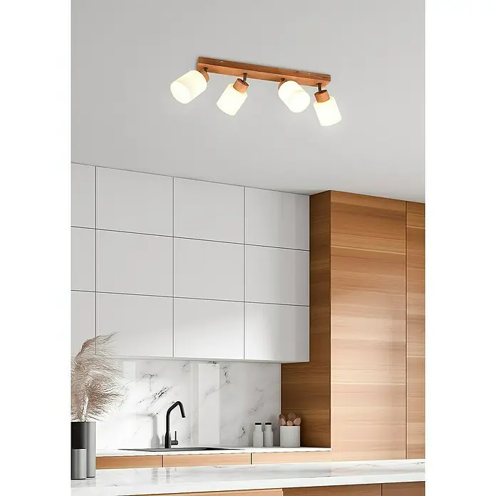 Reality Leuchten Assam Deckenstrahler - 100 W, L x B x H: 10 x 60 x 21 cm, Natur, E14, 4 Stk. - Moderne Deckenleuchte mit vier Strahlern und Holzdetails, die eine warme und einladende Atmosphäre in der Küche schafft.