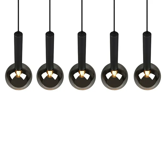 Trio Leuchten Pendelleuchte Clayton - 5 Stk., 140 W, L x B x H: 20 x 115 x 150 cm, Chrom, Schwarz, E27 - Eine Reihe von fünf Pendelleuchten mit grauen kugelförmigen Lampenschirmen und schwarzen Aufhängungen vor einem schwarzen Hintergrund.