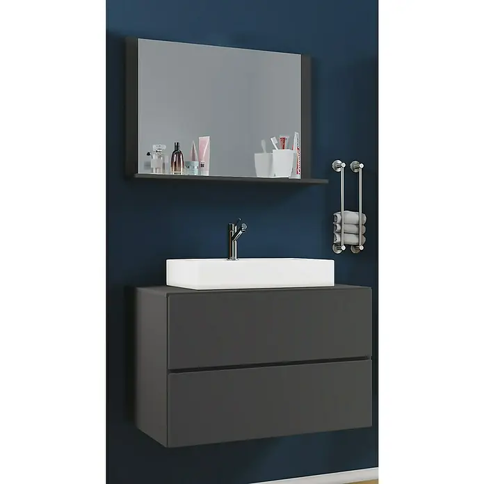 VCM Lendas Badmöbel-Set - 80 cm, Anthrazit - Ein modernes Badezimmer-Ensemble mit grauem Unterschrank, Aufsatzwaschbecken und Spiegel mit Ablage für Badutensilien. Handtuchhalter an der Wand.
