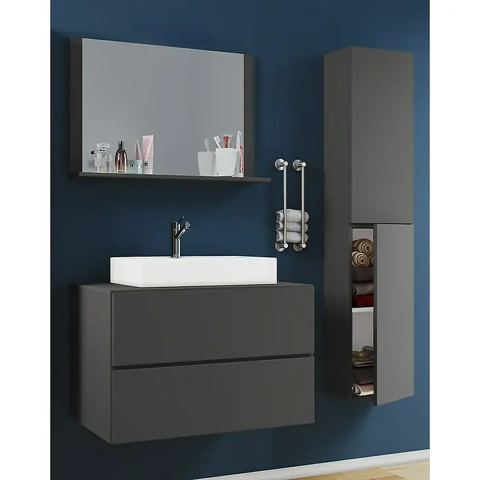 VCM Lendas Badmöbel-Set - 114 cm, Anthrazit - Ein stilvolles Badezimmer mit grauem Waschtischunterschrank, Spiegelschrank und Handtuchhalter, die eine moderne und elegante Atmosphäre schaffen.