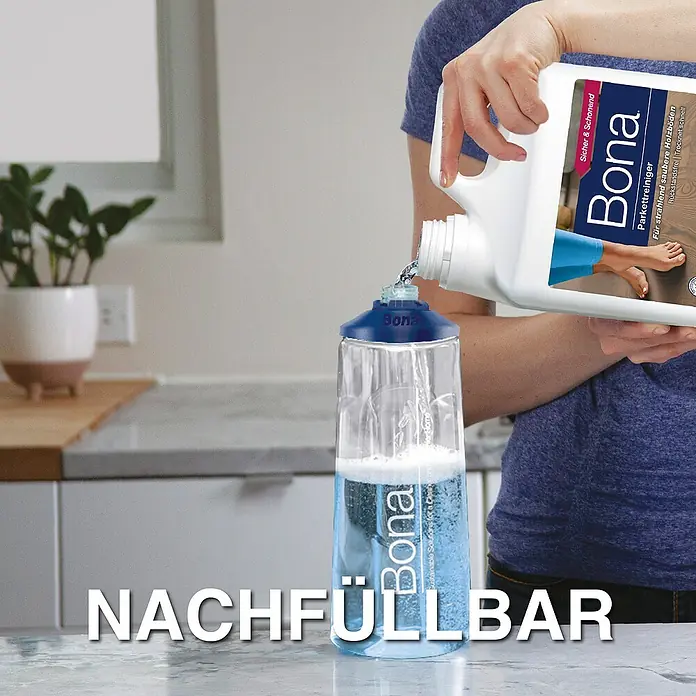 Bona Parkettreiniger - 850 ml, Kartusche - Nachfüllen des Bona Parkettreinigers in eine Sprühflasche. Der Reiniger sorgt für strahlend saubere Holzböden.