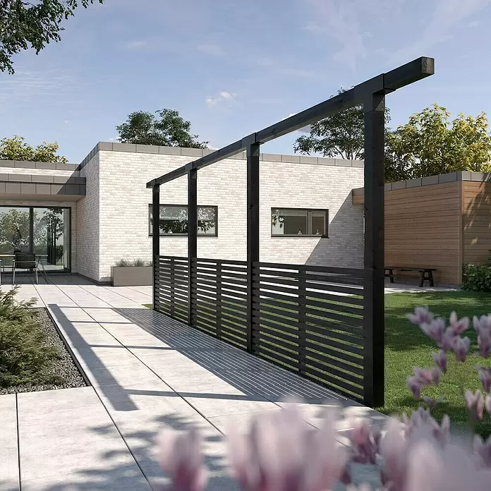 Plus Pergola Cubic 3 tlg. - L x H: 664 x 217 cm, Holz, Schwarz RAL 9005, Inkl. Tokyozäunen - Moderne, dunkle Holzlattenzaun- und Pergola-Struktur als Sichtschutz und Schattenspender im Garten.