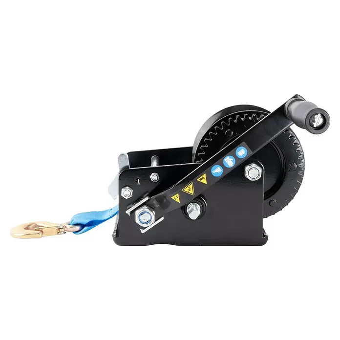 Güde Gurtwinde GGHW 900/8 - 900 kg - Schwarze Handseilwinde aus Metall mit blauem Gurt und goldenem Haken, Kurbelgriff und sichtbaren Zahnrädern für den manuellen Betrieb.