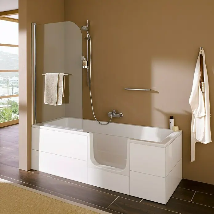 Badewannenaufsatz Clear - B x H: 80 x 140 cm, 1 Stk., Klar - Das Bild zeigt eine Badewanne mit einer Duschwand. Die Badewanne ist weiß und hat eine Tür für einfachen Zugang.