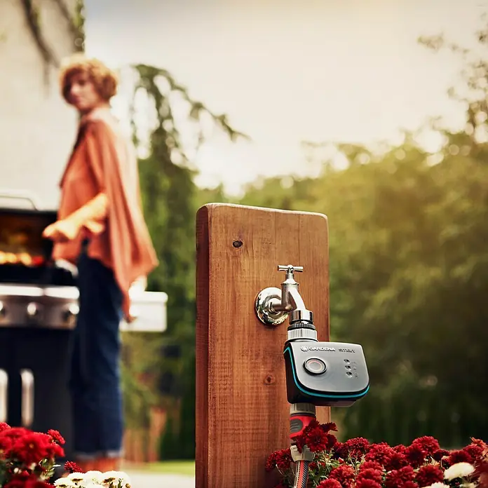 Gardena Smart system Bewässerungsautomat Smart Water Control - Betriebsdruck: 0,5 bar - 12 bar, Bewässerungsdauer: 1 min - 10 h - Der Gardena Smart Water Control bewässert Ihren Garten automatisch. Komfortable Steuerung per App für üppige Pflanzenpracht.