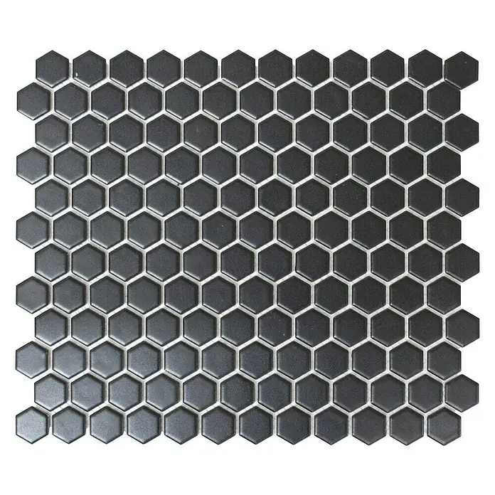 Mosaikfliese Hexagon Uni HX 065 - 26 x 30 cm, Schwarz, Matt - Nahaufnahme eines schwarzen, sechseckigen Mosaikfliesenmusters, das für elegante und moderne Oberflächen in Innenräumen verwendet wird.