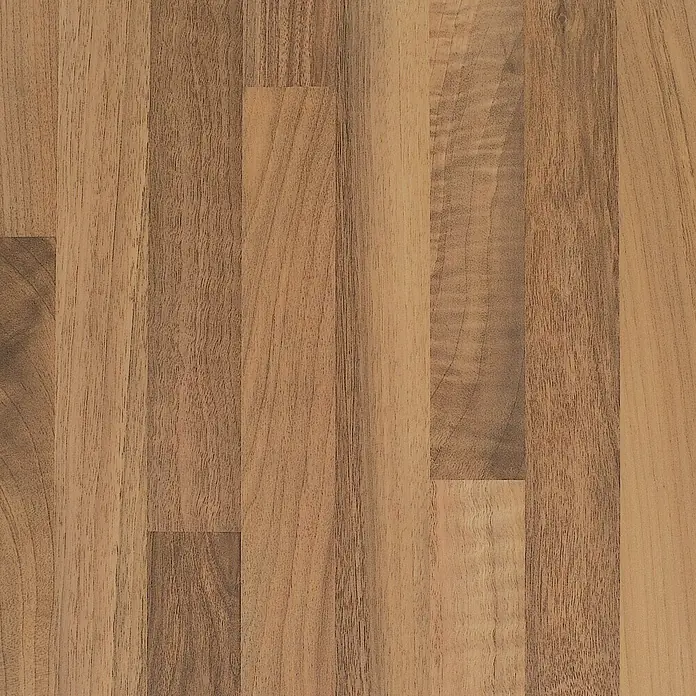 Küchenarbeitsplatte nach Maß - Nussbaum Butcherblock, Stärke: 3,8 cm, Breite: 60 cm - Nahaufnahme einer Holzplatte, die die Maserung und Textur des Naturmaterials hervorhebt. Ideal für Möbel oder Oberflächen.