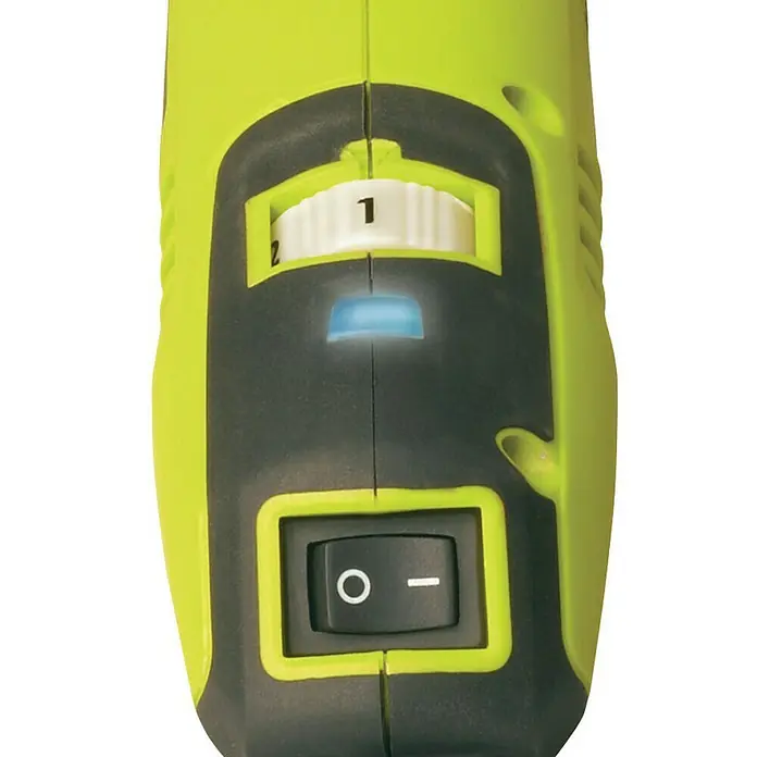 Ryobi Rotationswerkzeug-Set EHT150V - 150 W, 10.000 U/min - 35.000 U/min - Nahaufnahme eines grünen Elektrowerkzeugs mit Geschwindigkeitsregler und Ein-/Ausschalter.