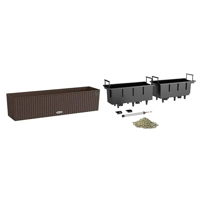 Lechuza Cottage Balkonkasten Balconera - Max. Außenlänge: 80 cm, Kunststoff, Mokka - Produktansicht eines Pflanzkastens-Sets in Braun mit zwei Einsätzen und Zubehör für Pflanzenfreunde.