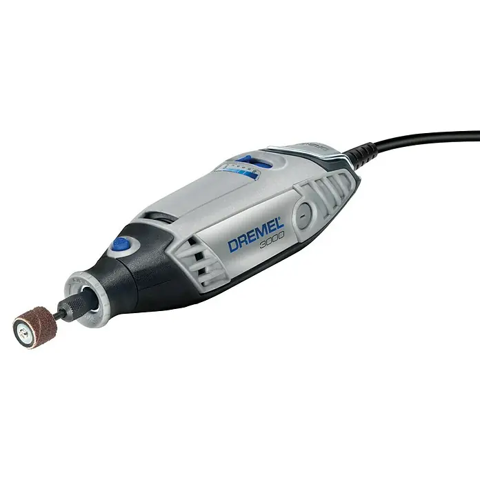 Dremel Elektro-Rotationswerkzeug 3000-5 - 130 W, 10.000 U/min - 30.000 U/min, 5 Zubehöre - Ein Dremel 3000 Multifunktionswerkzeug mit Schleifaufsatz. Das Werkzeug ist grau und schwarz und hat einen Drehzahlregler.