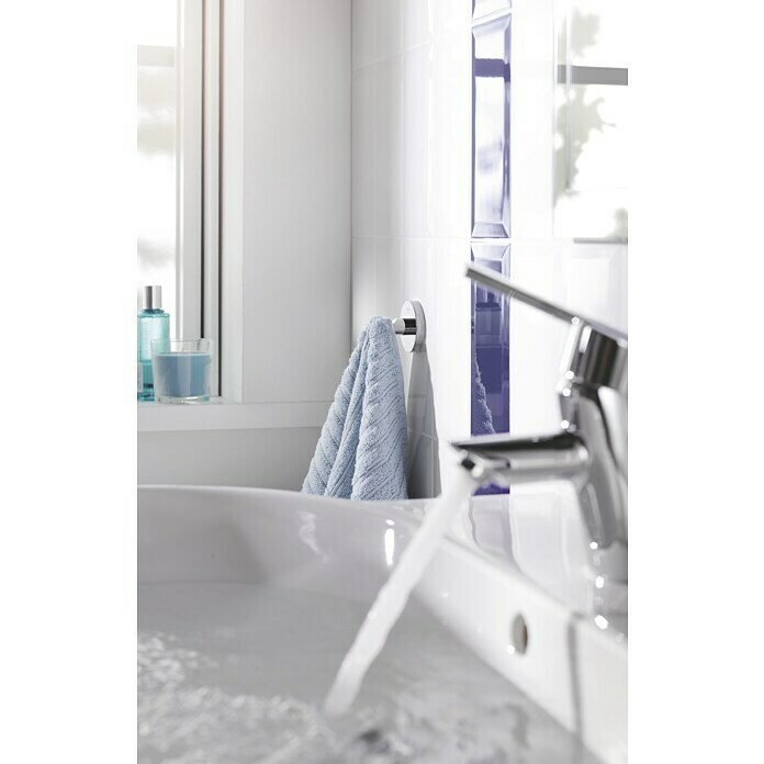 Grohe Essentials BademantelhakenChrom, Glänzend Use Shot