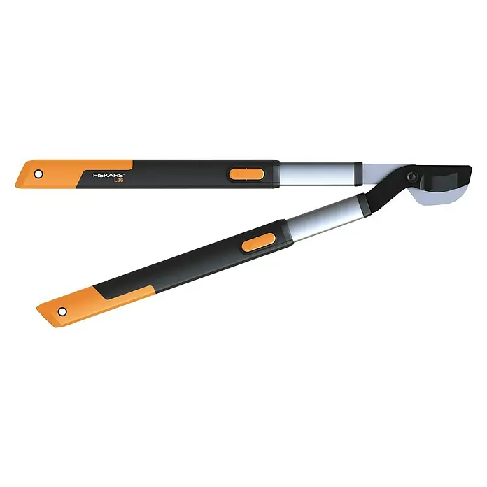 Fiskars Smartfit Teleskop-Astschere L86 - Max. Aststärke: 50 mm - Nahaufnahme einer Fiskars L86 Astschere, die auf einem weißen Hintergrund liegt. Perfekt für präzise Schnitte in Ihrem Garten.