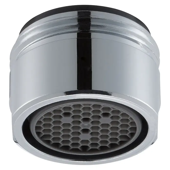 Admiral Strahlregler 12 - M 20, Metall - Nahaufnahme eines Wasserhahn-Strahlreglers mit Chromoberfläche und Wabendesign für einen effizienten Wasserfluss.