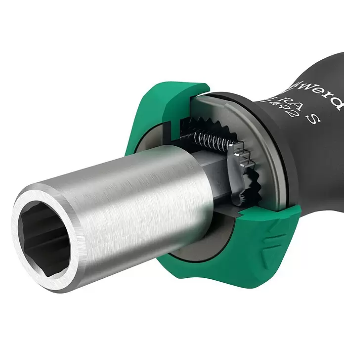 Wera Bit-Handhalterung 838 RA S - Aufnahme für ¼″-Sechskant-Bits - Schnittansicht eines Wera Ratschenmechanismus mit silbernem Sechskant-Bithalter, schwarzem Griff und grünem Gehäuse, zeigt Zahnräder und Feder.